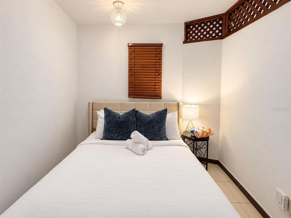 En Venta: $475,000 (2 camas, 2 baños, 1338.2 Pies cuadrados)