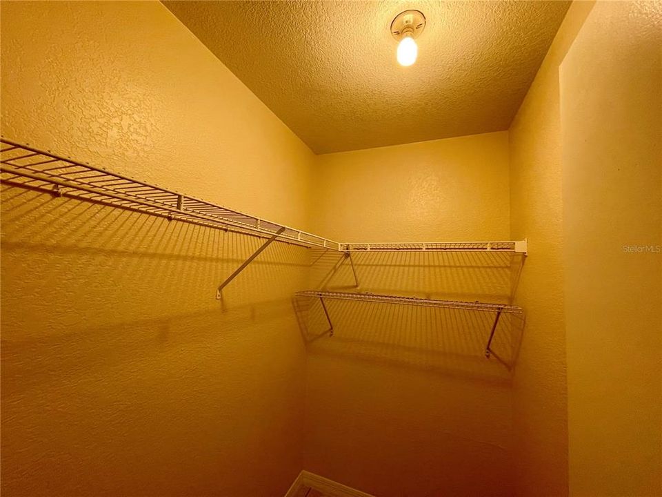 For Rent: $1,295 (1 beds, 1 baths, 583 Square Feet)