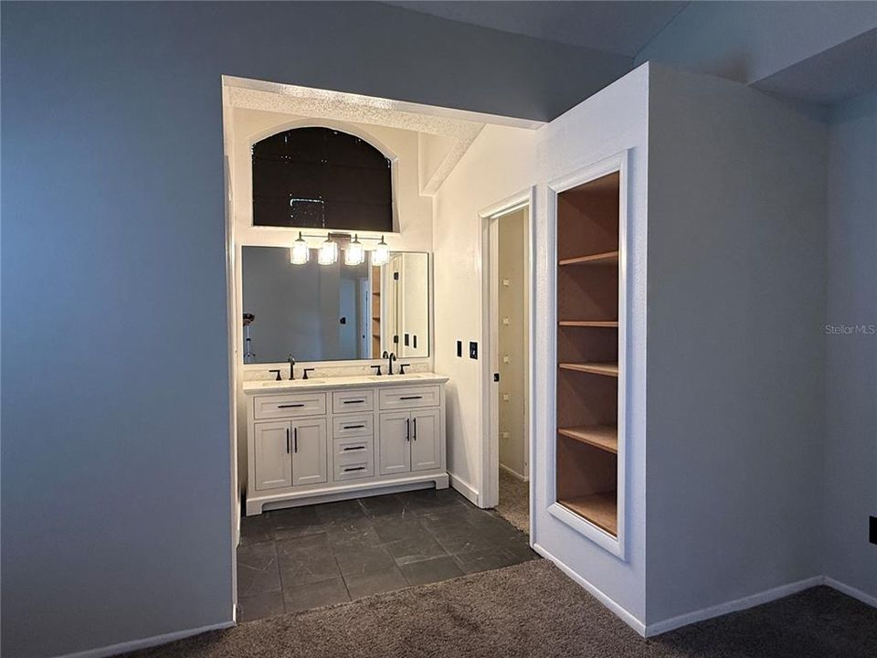 For Rent: $2,500 (3 beds, 2 baths, 1352 Square Feet)