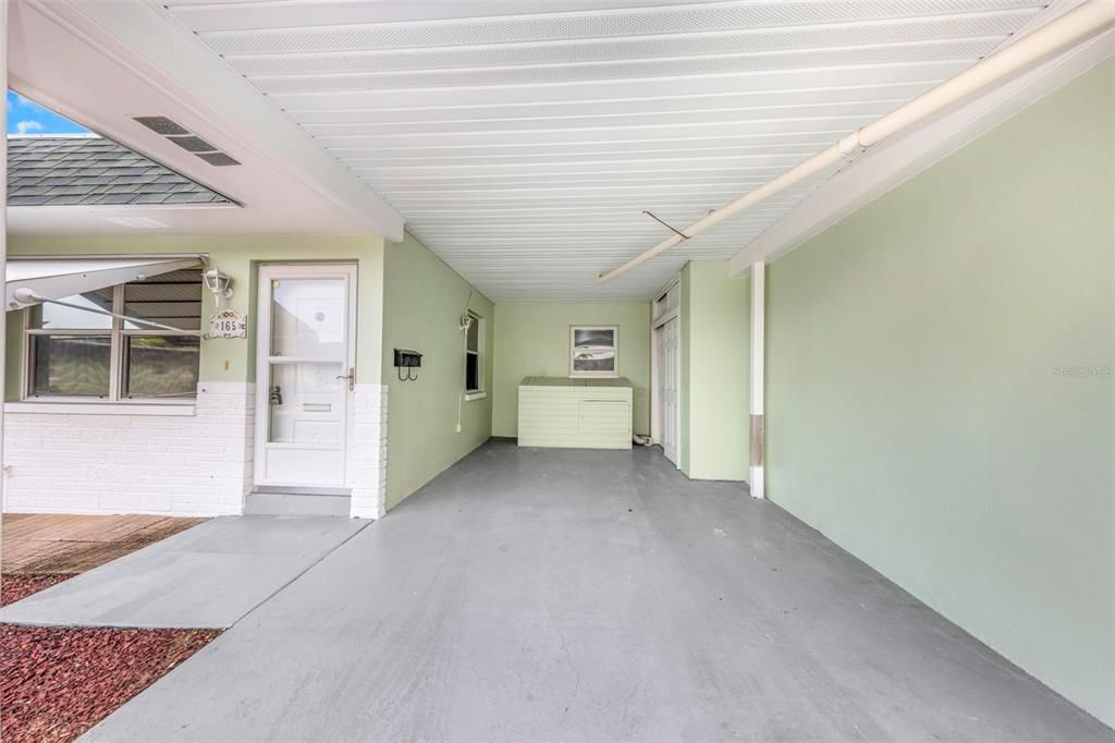For Sale: $149,000 (2 beds, 1 baths, 931 Square Feet)