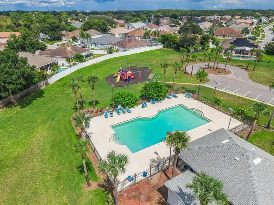 For Sale: $579,995 (4 beds, 3 baths, 2561 Square Feet)