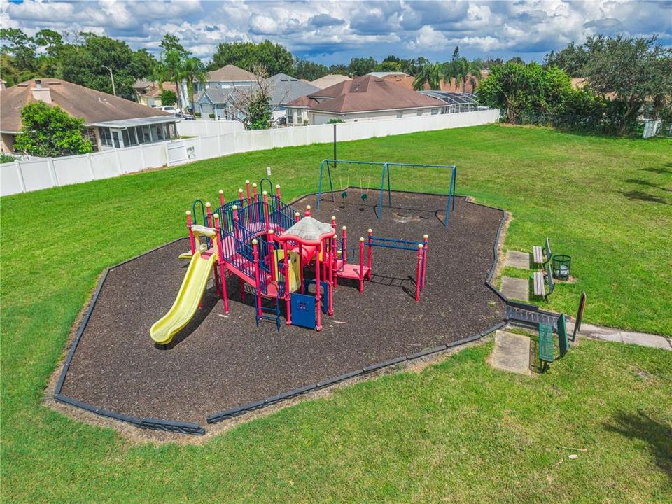 For Sale: $579,995 (4 beds, 3 baths, 2561 Square Feet)