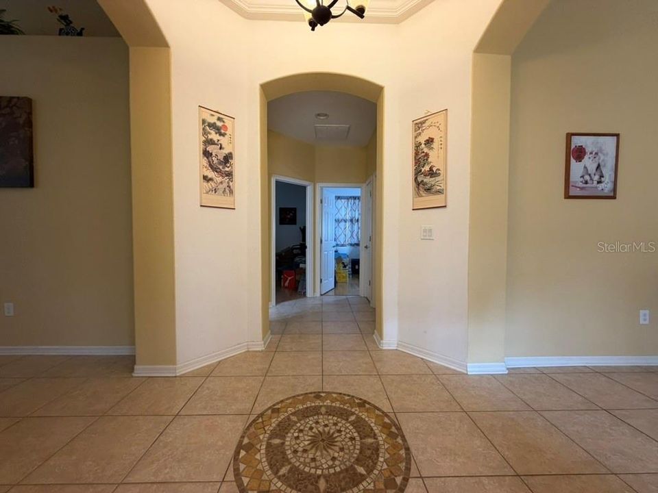 For Sale: $379,000 (3 beds, 2 baths, 2093 Square Feet)
