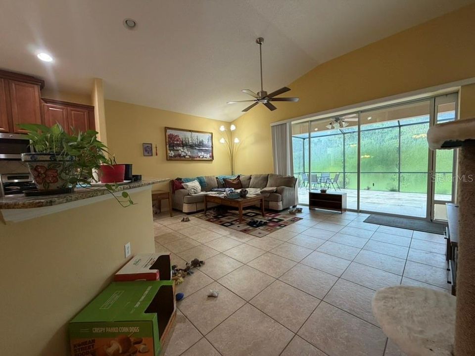 For Sale: $379,000 (3 beds, 2 baths, 2093 Square Feet)