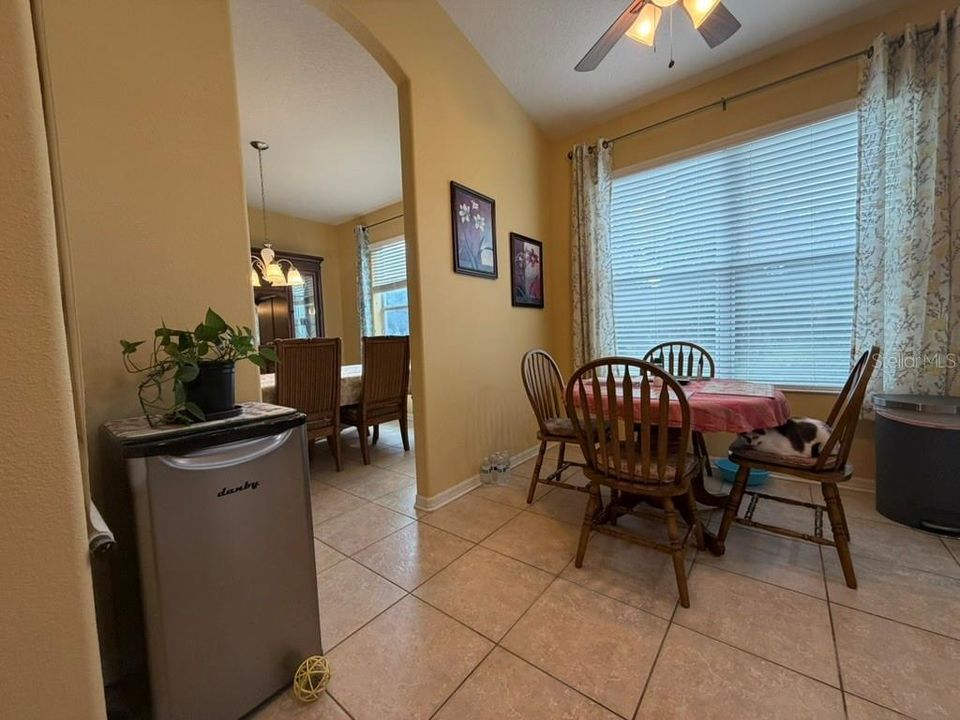 For Sale: $379,000 (3 beds, 2 baths, 2093 Square Feet)