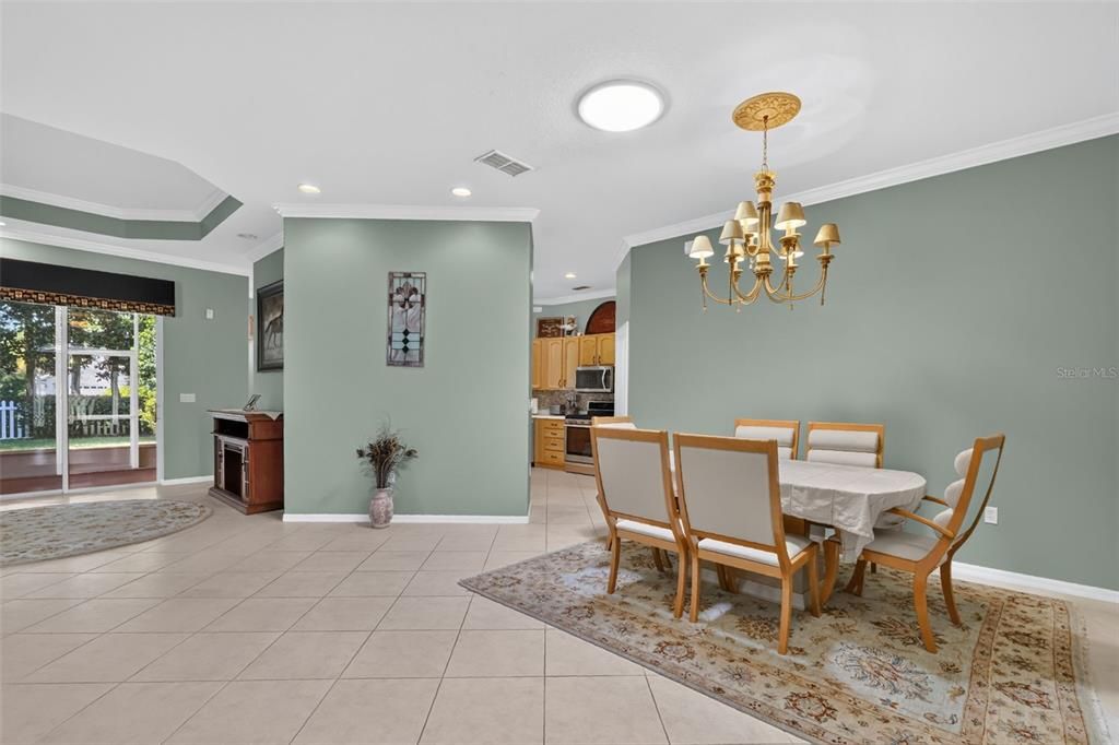 For Sale: $364,900 (3 beds, 2 baths, 2415 Square Feet)