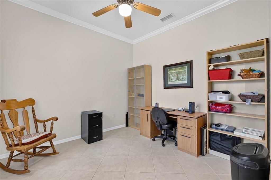 For Sale: $364,900 (3 beds, 2 baths, 2415 Square Feet)
