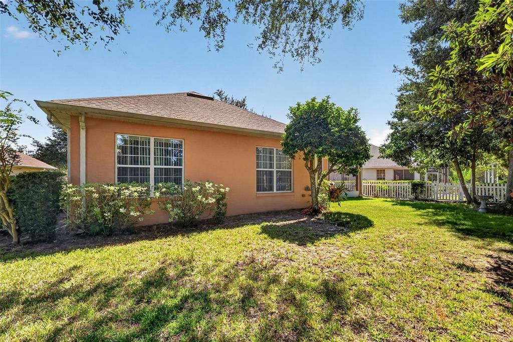 For Sale: $364,900 (3 beds, 2 baths, 2415 Square Feet)
