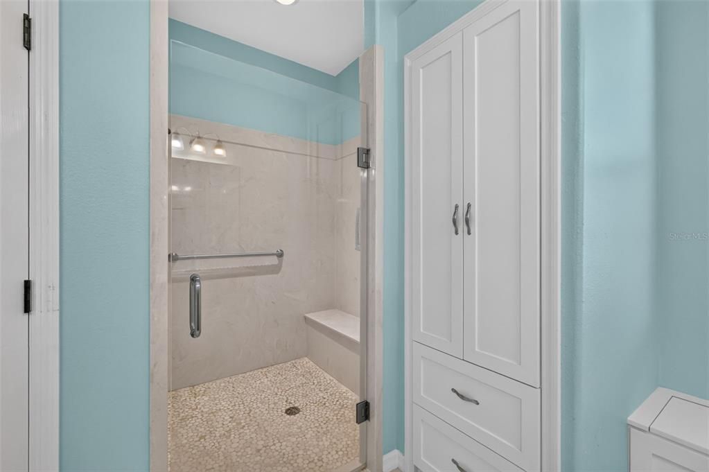 For Sale: $364,900 (3 beds, 2 baths, 2415 Square Feet)