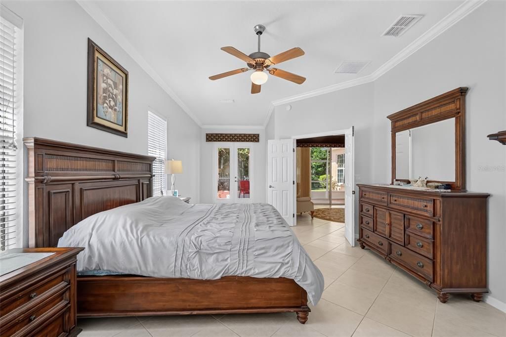 For Sale: $364,900 (3 beds, 2 baths, 2415 Square Feet)