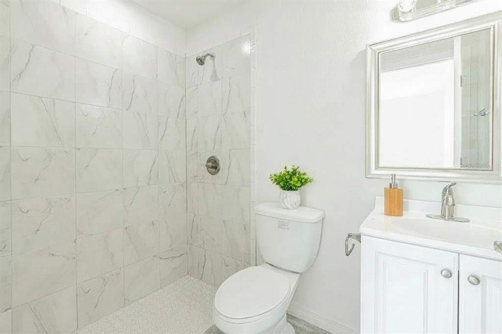 For Rent: $1,595 (3 beds, 2 baths, 1055 Square Feet)