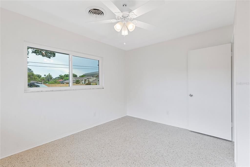 For Sale: $595,000 (3 beds, 2 baths, 1918 Square Feet)