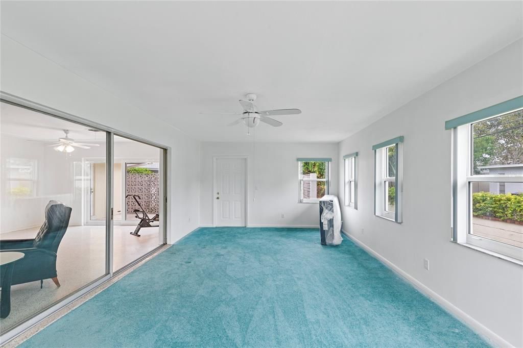 For Sale: $595,000 (3 beds, 2 baths, 1918 Square Feet)