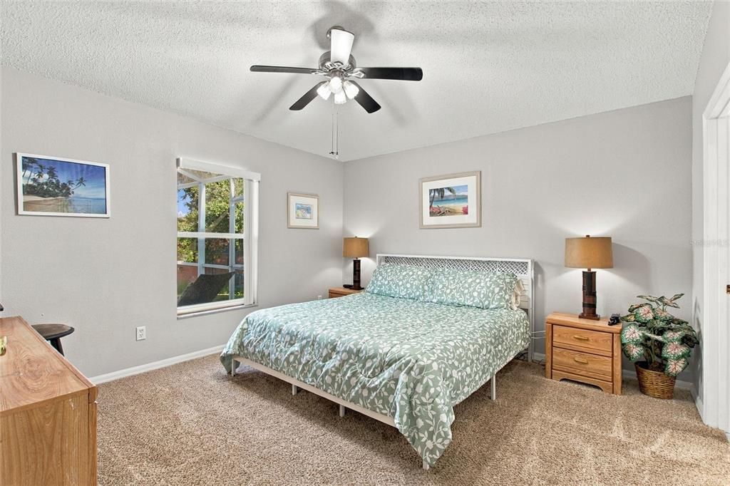 For Sale: $359,900 (4 beds, 3 baths, 1679 Square Feet)