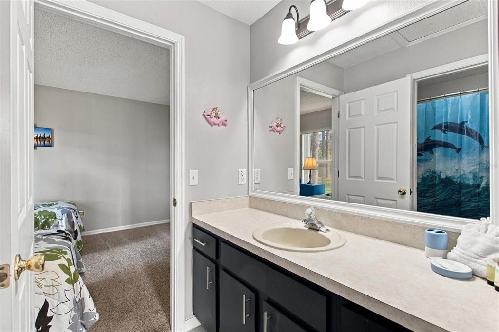 For Sale: $359,900 (4 beds, 3 baths, 1679 Square Feet)