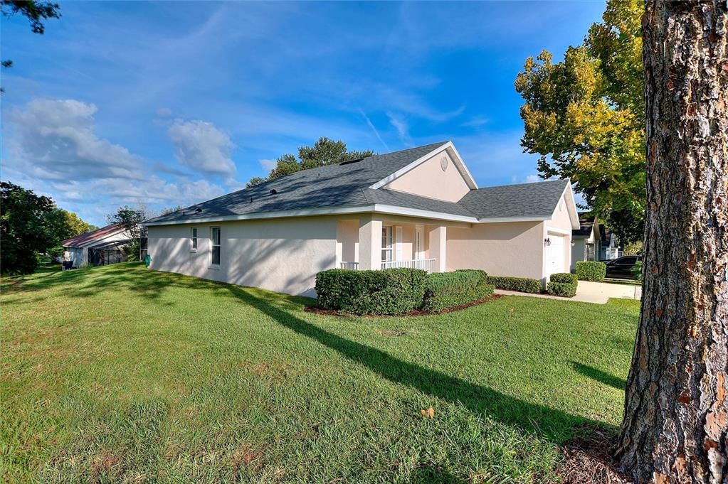 For Sale: $359,900 (4 beds, 3 baths, 1679 Square Feet)