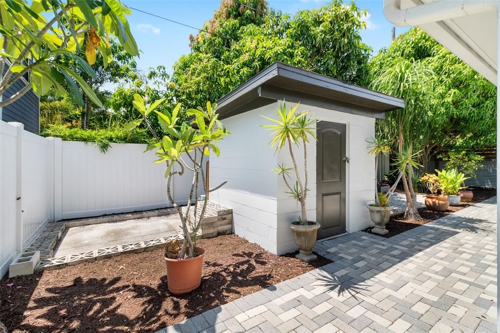 En Venta: $795,000 (3 camas, 2 baños, 1252 Pies cuadrados)