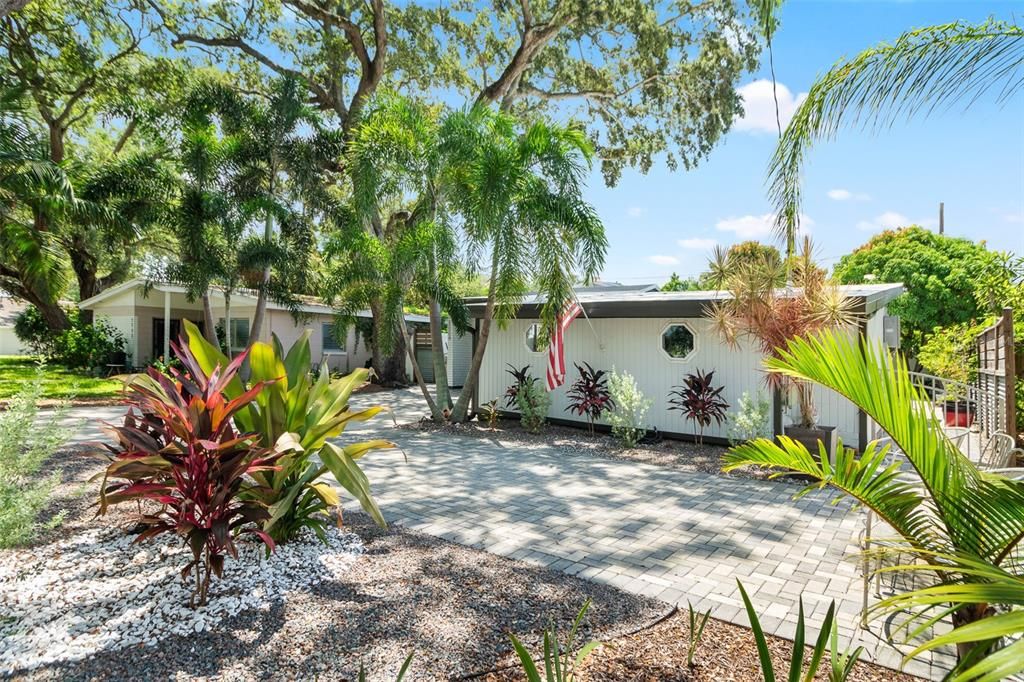 En Venta: $795,000 (3 camas, 2 baños, 1252 Pies cuadrados)