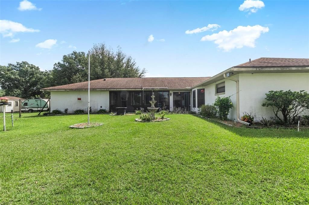 En Venta: $599,000 (5 camas, 3 baños, 2456 Pies cuadrados)
