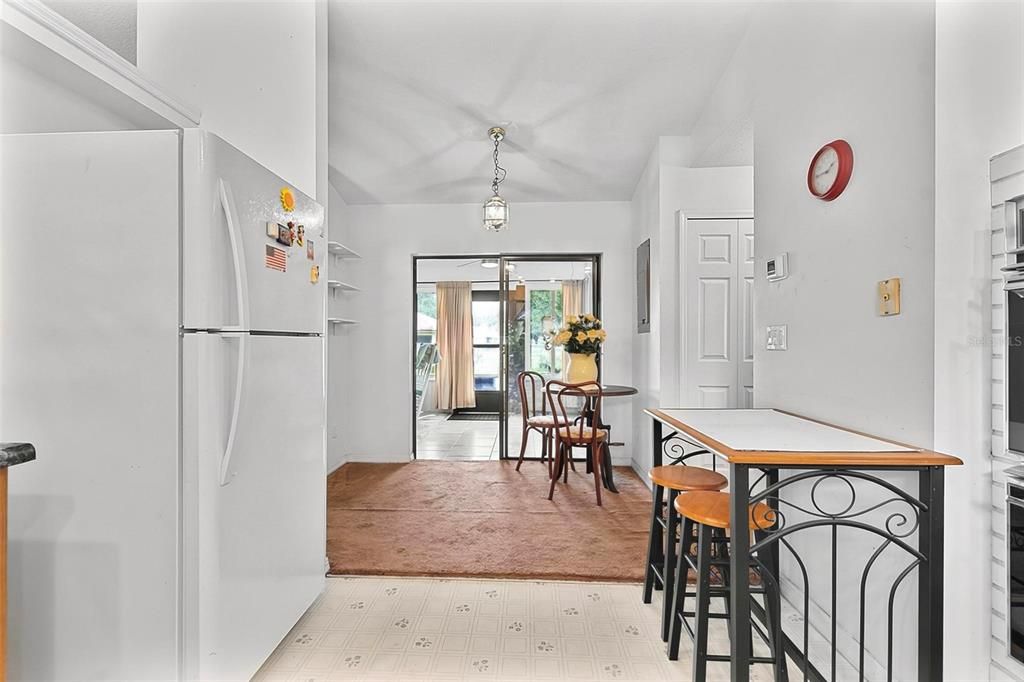 En Venta: $599,000 (5 camas, 3 baños, 2456 Pies cuadrados)