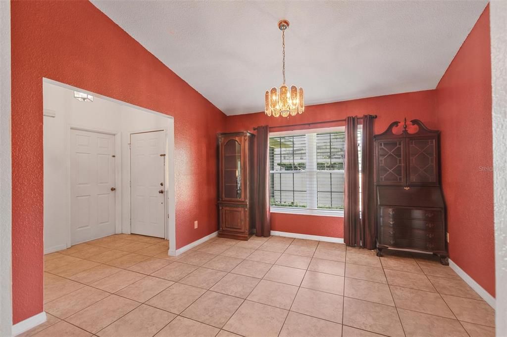 En Venta: $599,000 (5 camas, 3 baños, 2456 Pies cuadrados)