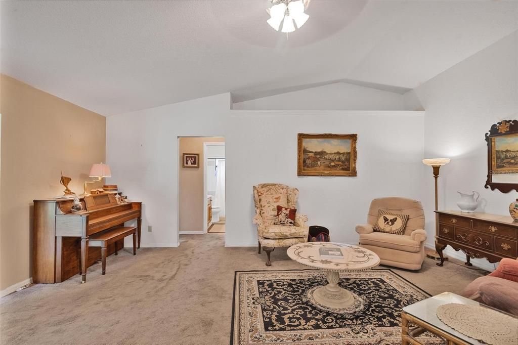En Venta: $599,000 (5 camas, 3 baños, 2456 Pies cuadrados)