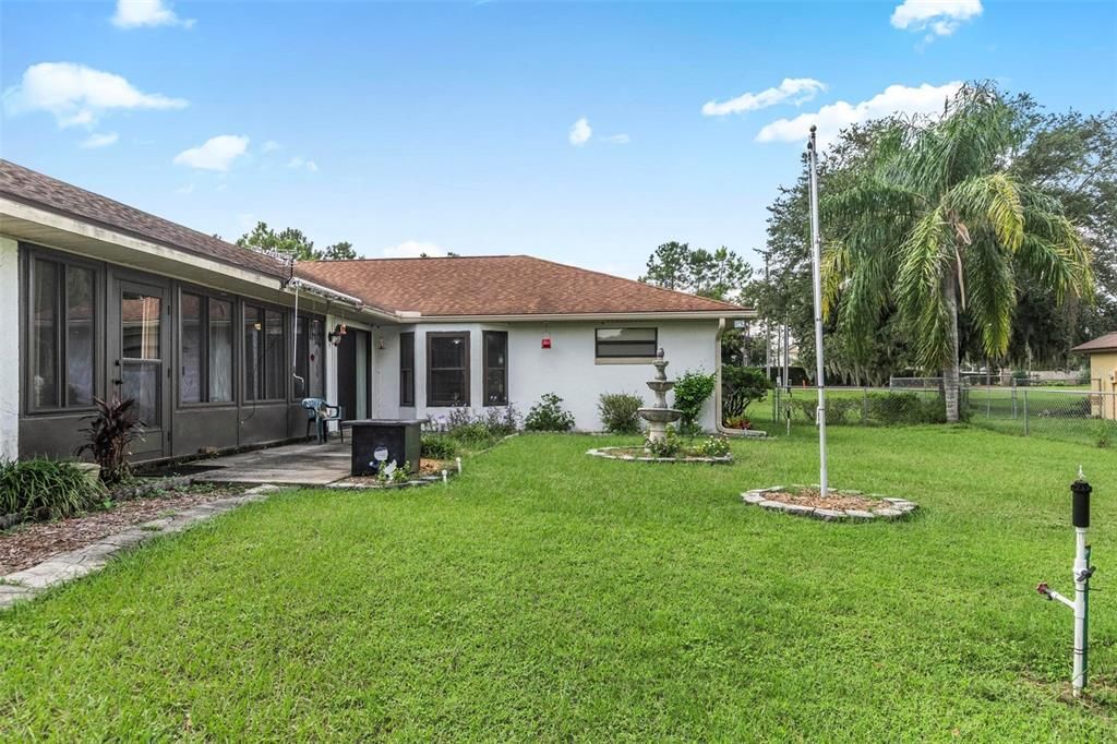 En Venta: $599,000 (5 camas, 3 baños, 2456 Pies cuadrados)