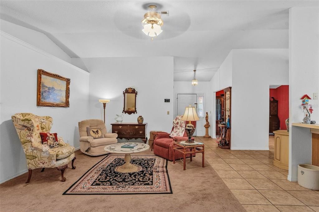 En Venta: $599,000 (5 camas, 3 baños, 2456 Pies cuadrados)