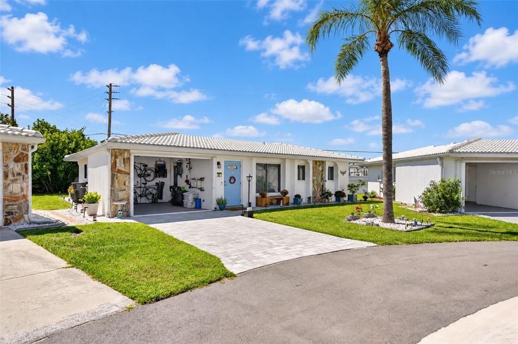 For Sale: $260,000 (3 beds, 2 baths, 1311 Square Feet)