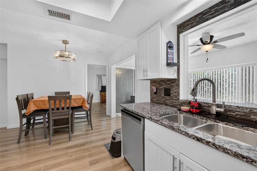 For Sale: $260,000 (3 beds, 2 baths, 1311 Square Feet)