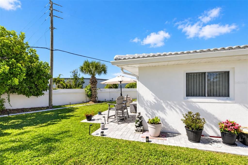 For Sale: $260,000 (3 beds, 2 baths, 1311 Square Feet)