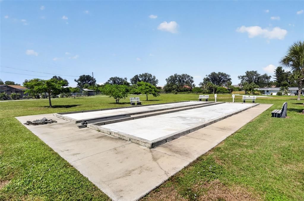 For Sale: $260,000 (3 beds, 2 baths, 1311 Square Feet)