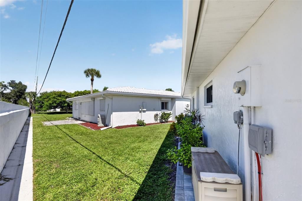 For Sale: $260,000 (3 beds, 2 baths, 1311 Square Feet)
