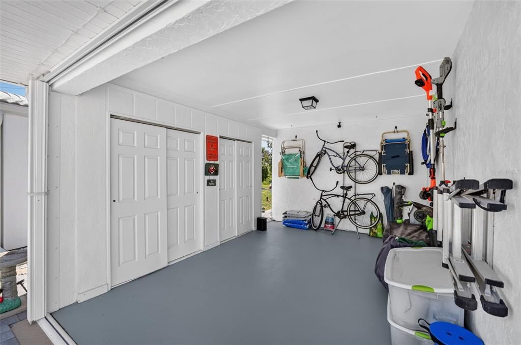 For Sale: $260,000 (3 beds, 2 baths, 1311 Square Feet)