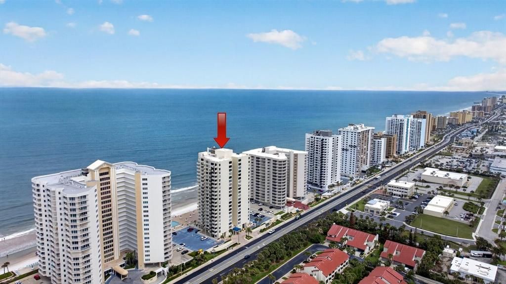 На продажу: $319,900 (2 спален, 2 ванн, 1200 Квадратных фут)