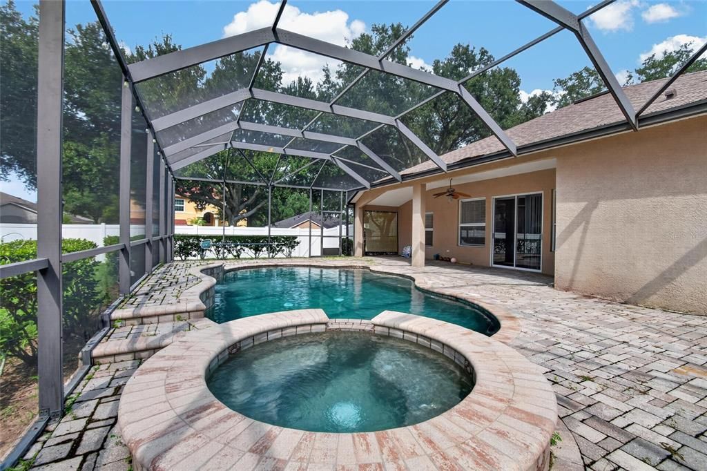 На продажу: $495,000 (4 спален, 2 ванн, 2095 Квадратных фут)