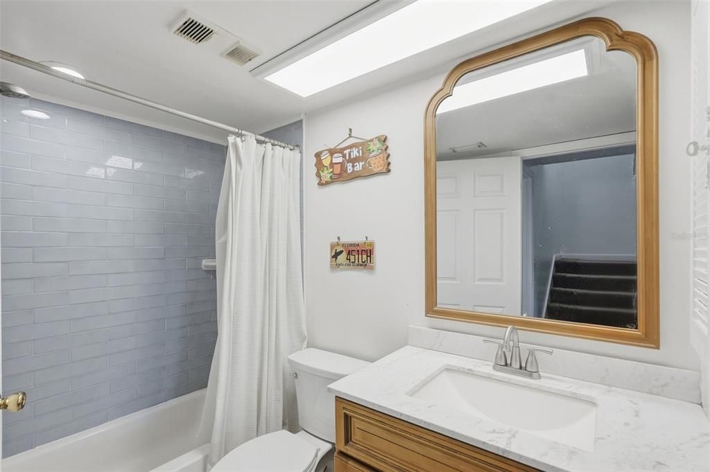 На продажу: $469,000 (3 спален, 1 ванн, 1220 Квадратных фут)