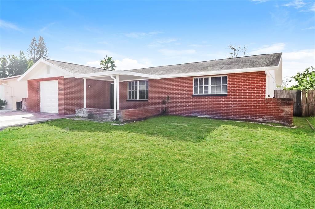 For Sale: $240,000 (3 beds, 2 baths, 1416 Square Feet)