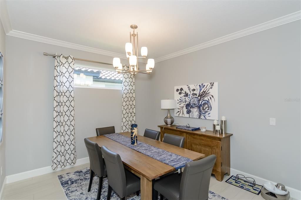 For Rent: $3,400 (3 beds, 2 baths, 1931 Square Feet)