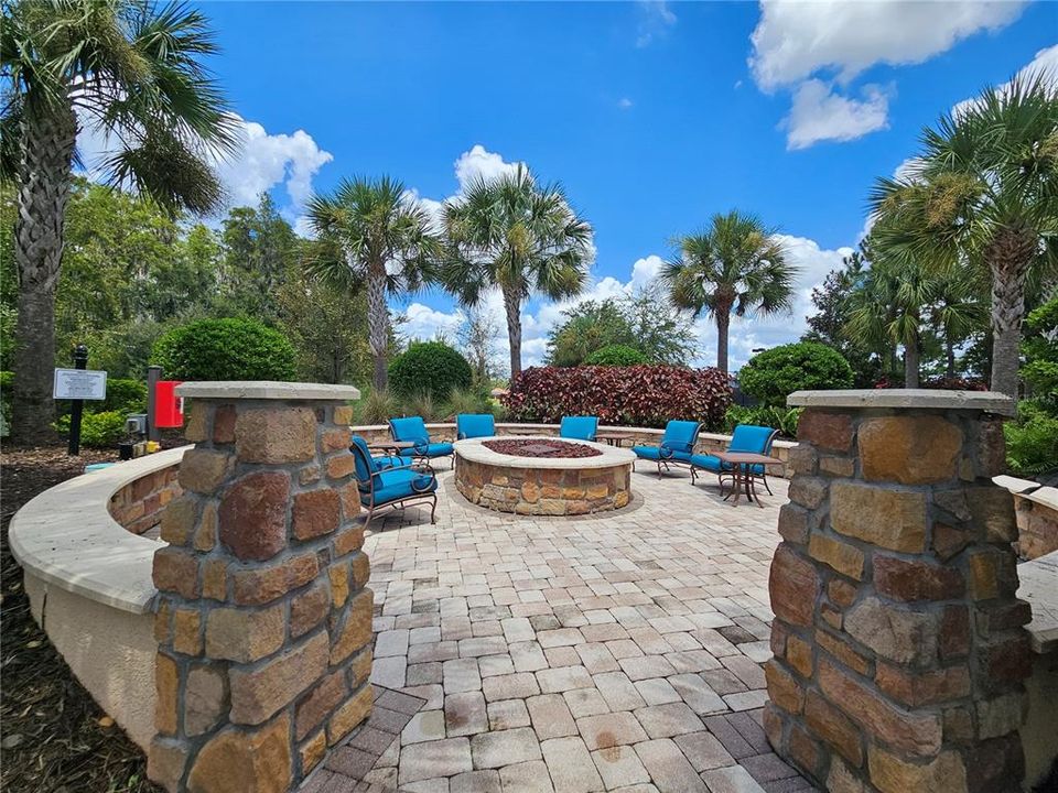 For Rent: $3,400 (3 beds, 2 baths, 1931 Square Feet)