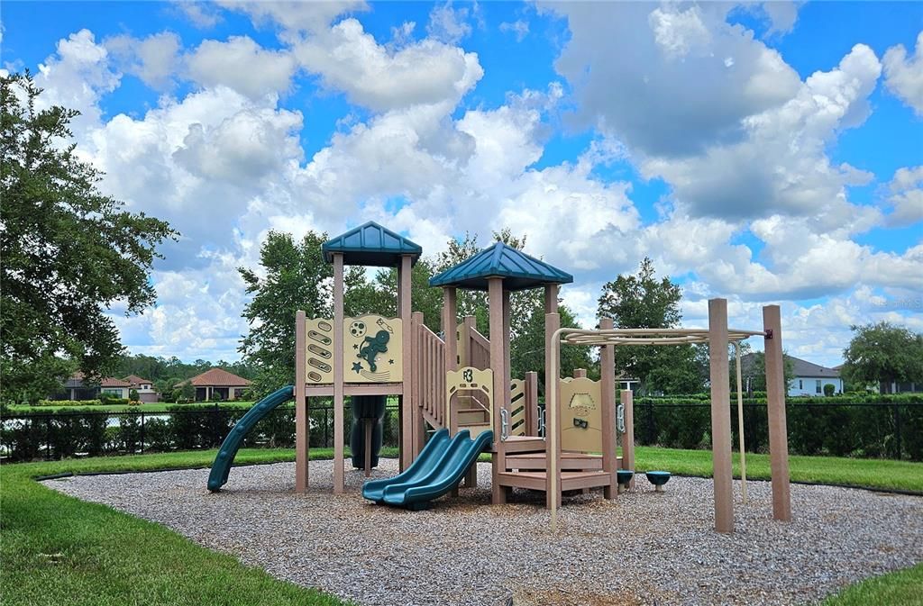 For Rent: $3,400 (3 beds, 2 baths, 1931 Square Feet)