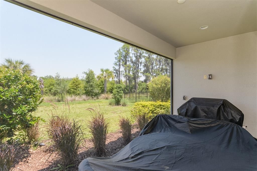 For Rent: $3,400 (3 beds, 2 baths, 1931 Square Feet)