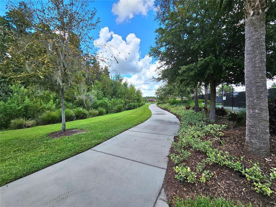 For Rent: $3,400 (3 beds, 2 baths, 1931 Square Feet)
