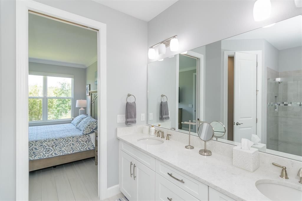 For Rent: $3,400 (3 beds, 2 baths, 1931 Square Feet)