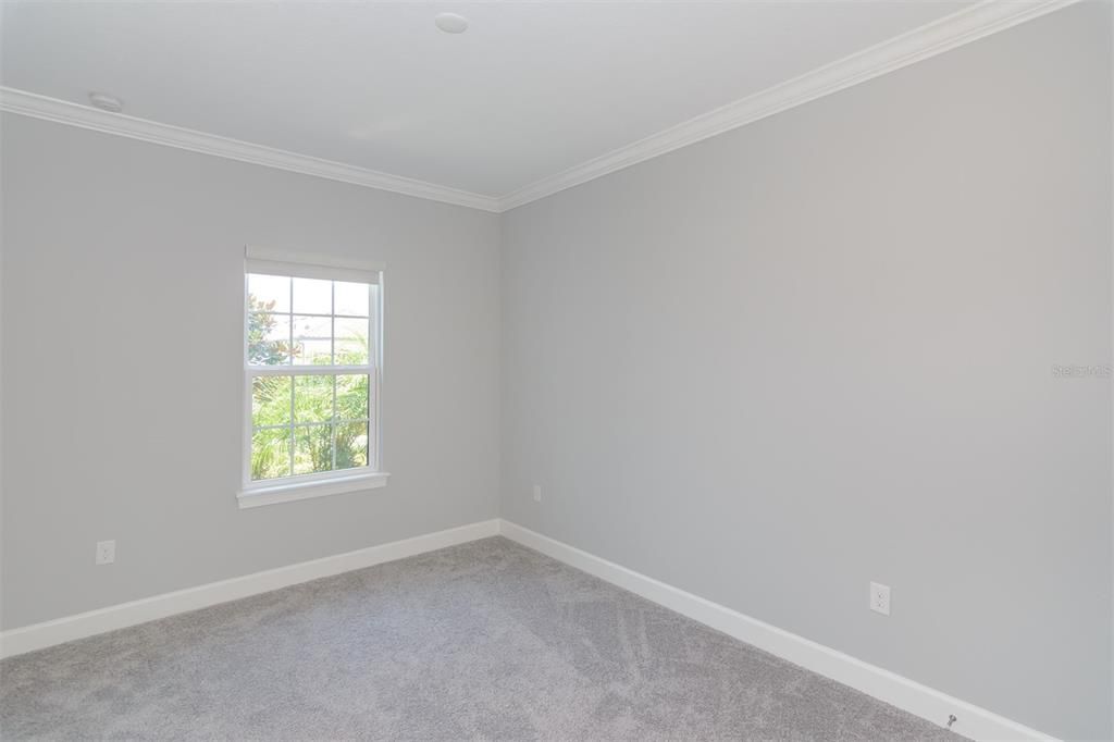 For Rent: $3,400 (3 beds, 2 baths, 1931 Square Feet)