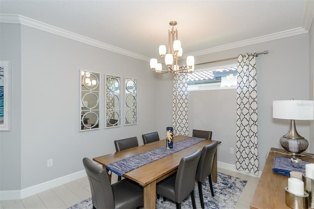 For Rent: $3,400 (3 beds, 2 baths, 1931 Square Feet)