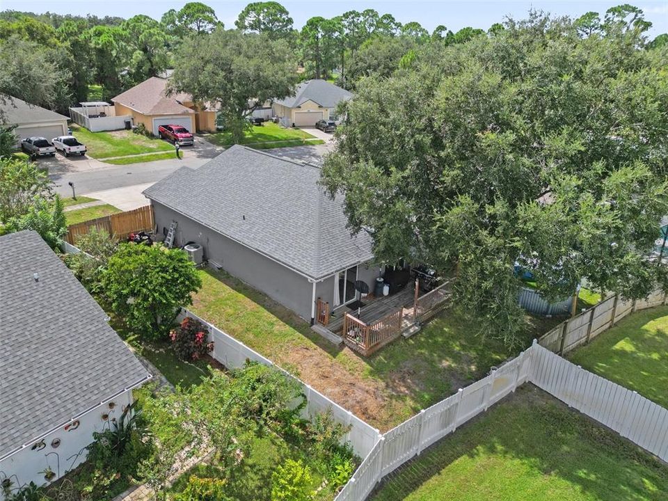 For Sale: $305,000 (3 beds, 2 baths, 1612 Square Feet)