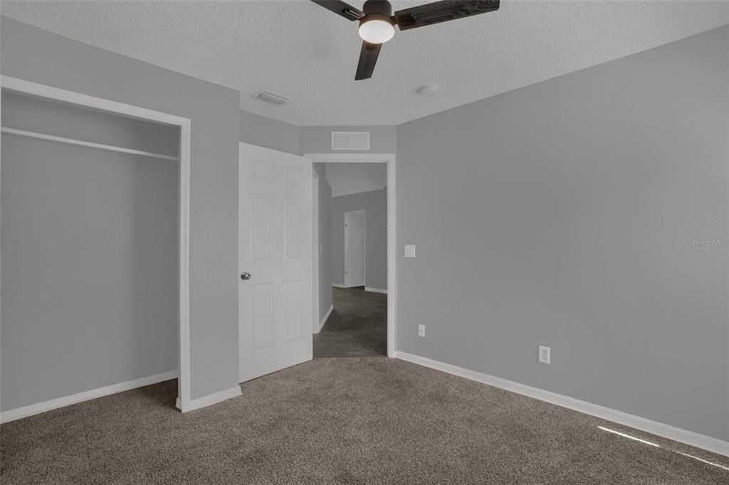 For Sale: $305,000 (3 beds, 2 baths, 1612 Square Feet)