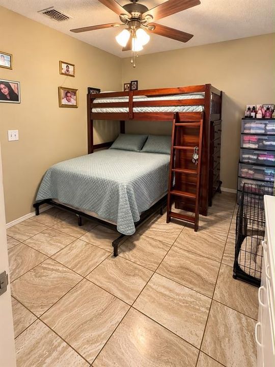 For Sale: $380,000 (3 beds, 2 baths, 1454 Square Feet)
