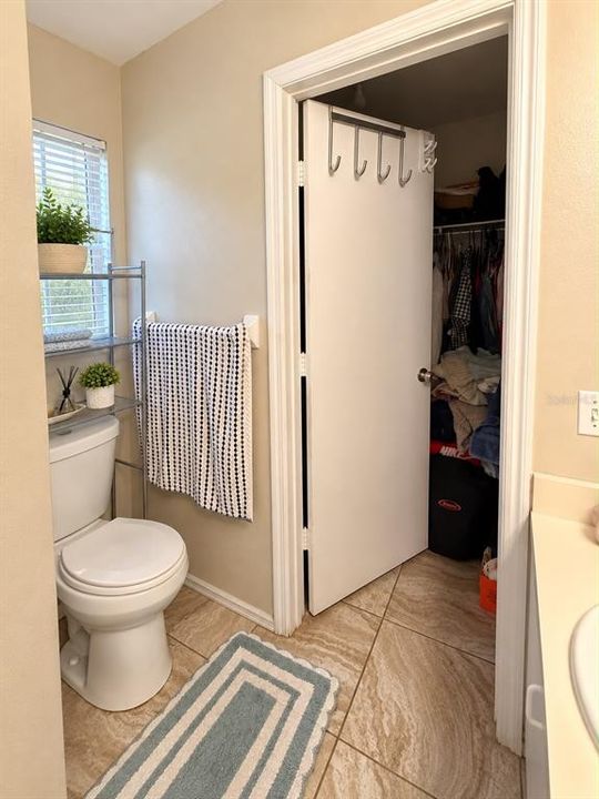 For Sale: $380,000 (3 beds, 2 baths, 1454 Square Feet)